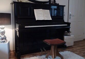 antique upright piano, restored in the stimmgabel, Mannheim