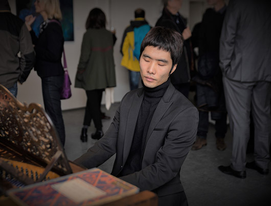 Hyeseong Hyung befindet sich zur Zeit in der künstlerischen Ausbildung bei Professor Andreas Pistorius in Mannheim