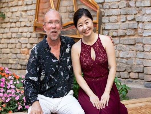 Die Sopranistin Ayano Dozono mit dem Pianisten Leonhard Rieckhoff