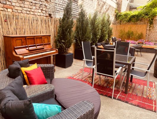 Der Pianohof der Mannheimer Stimmgabel steht für geschlossene Veranstaltungen zur Verfügung